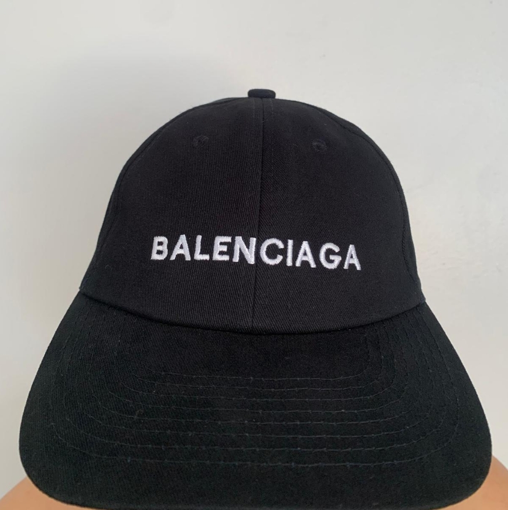 Balenciaga Black Baseball Cap Embroidered Minimalist Style